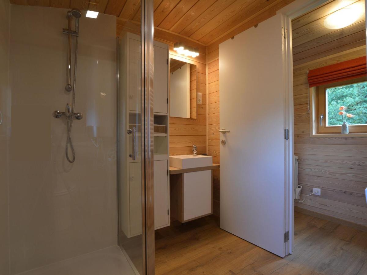 Charming Holiday Home In Malmedy With Sauna الغرفة الصورة
