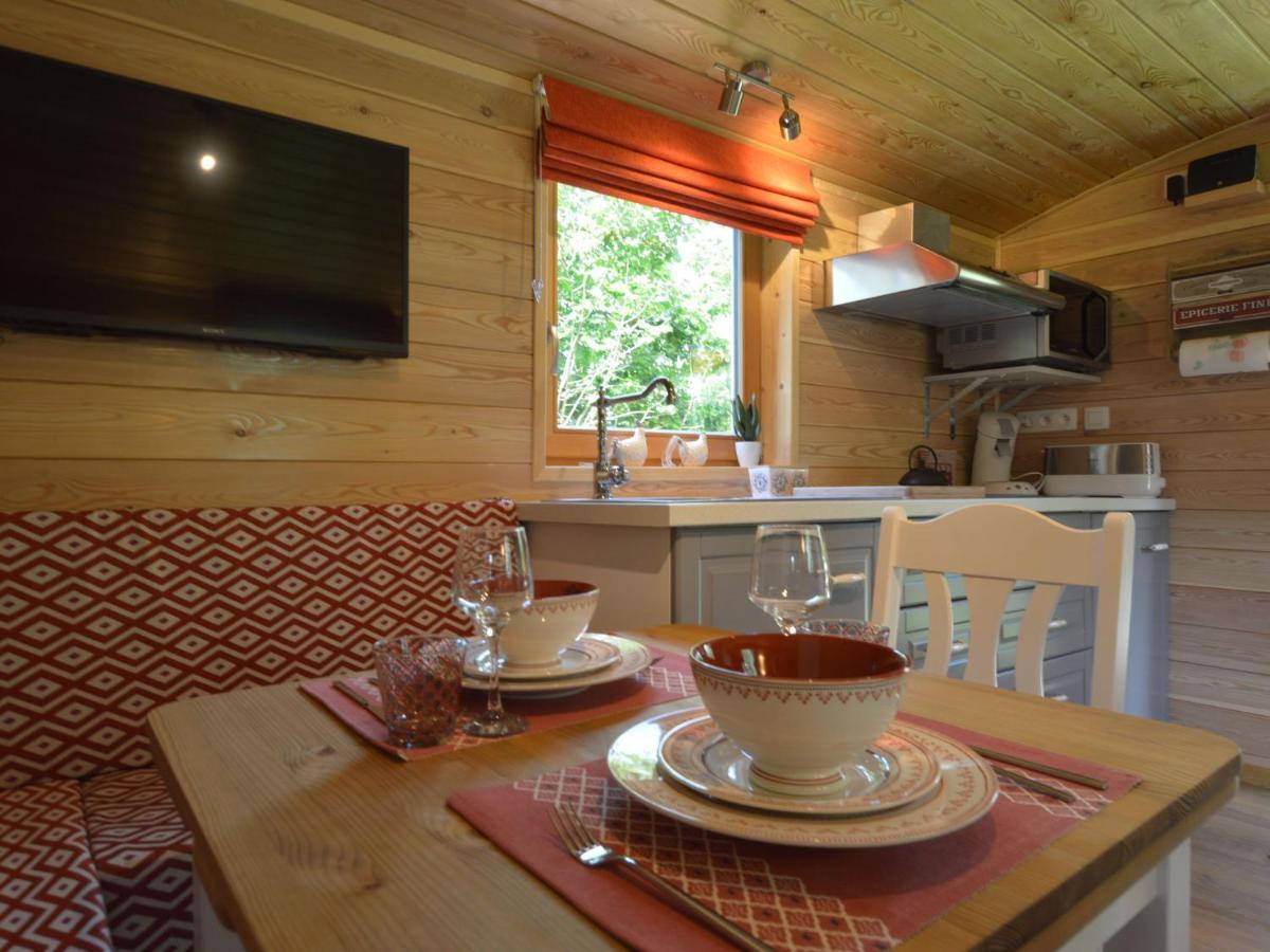 Charming Holiday Home In Malmedy With Sauna المظهر الخارجي الصورة